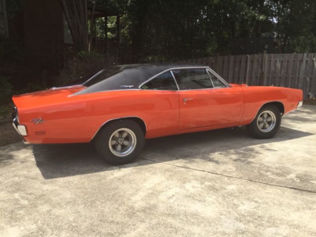 1969 Dodge Charger 440 HP 4 Speed Period Correct '70s Street Racer 205-276-1918 1969 Dodge Charger