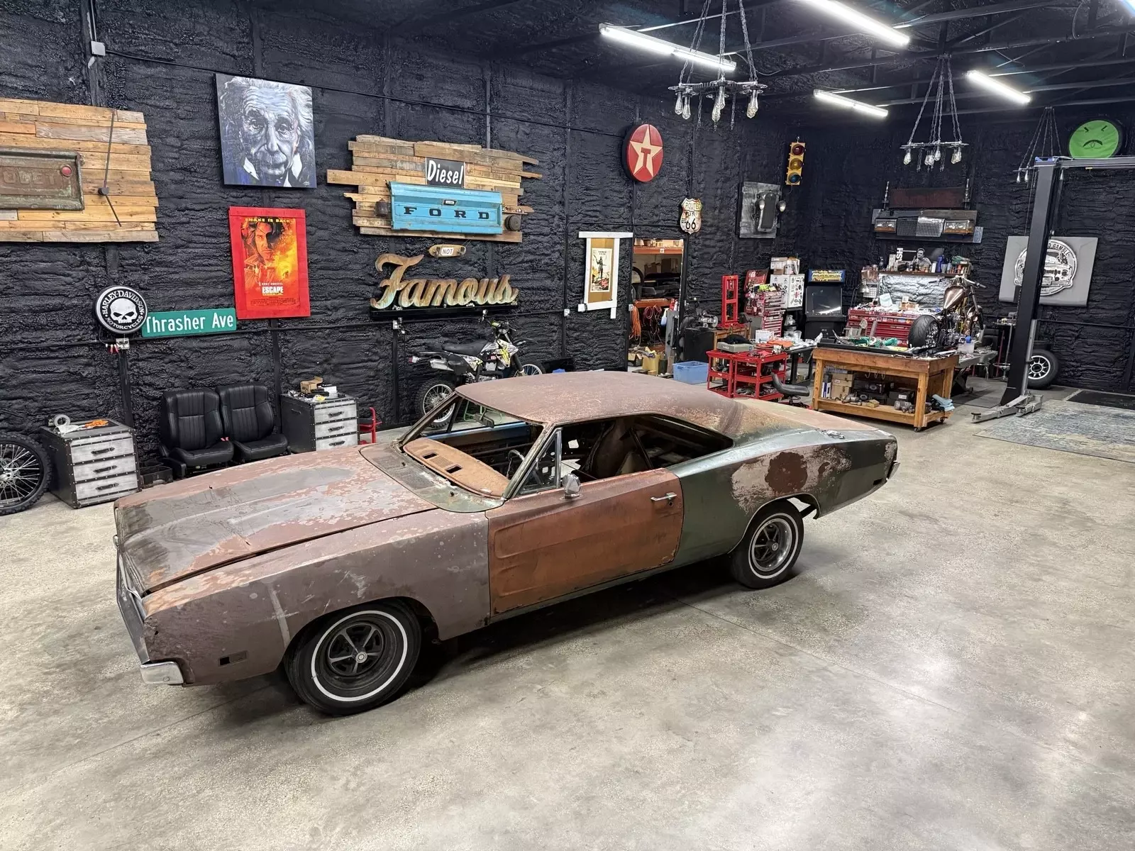 1969 Dodge Charger - photo 3