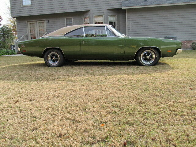 1969 Dodge Charger RT / SE Track Pak - photo 6