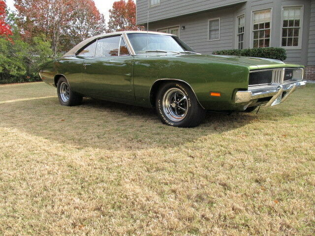 1969 Dodge Charger RT / SE Track Pak - photo 7