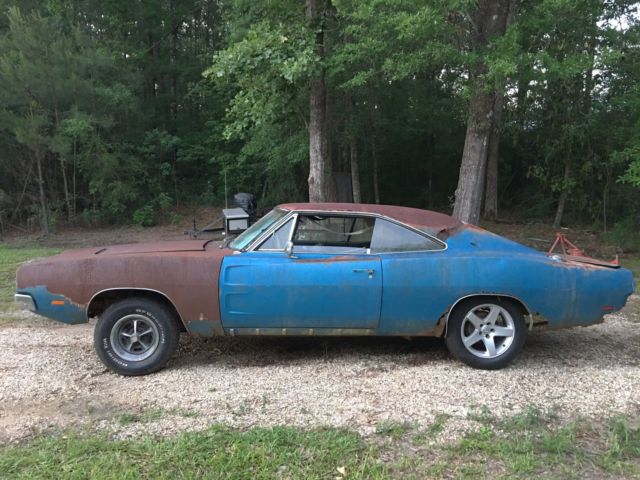 1969 Dodge Charger - photo 3