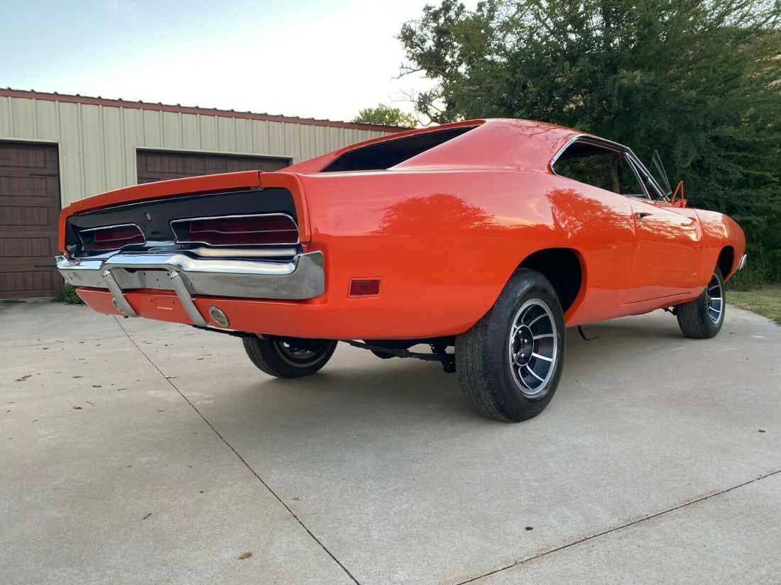 1969 Dodge Charger - photo 4