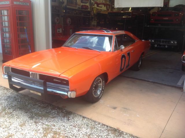 1969 Dodge Charger - photo 3