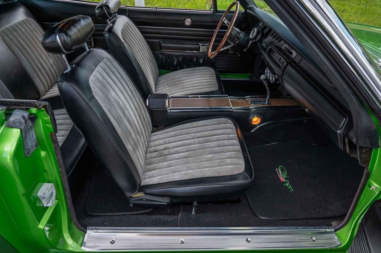 1969 Dodge Charger Restored, 440, Automatic - photo 12