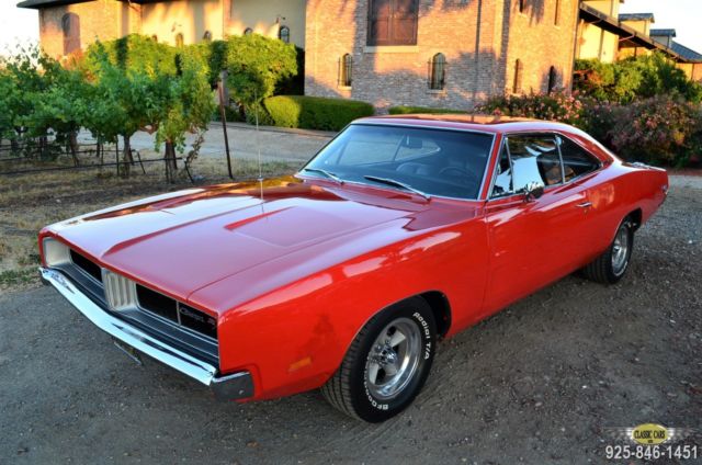 1969 Dodge Charger - photo 2