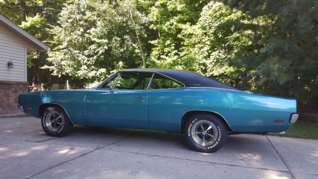 1969 Dodge Charger RT - photo 2