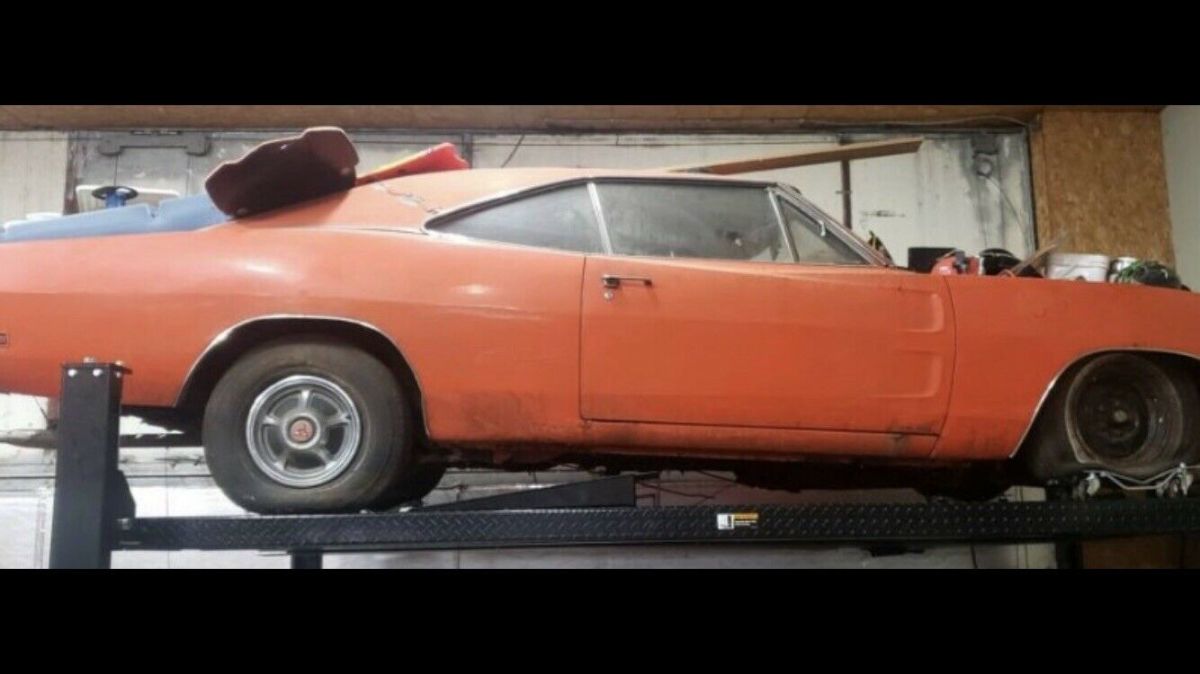 1969 Dodge Charger RT - photo 5