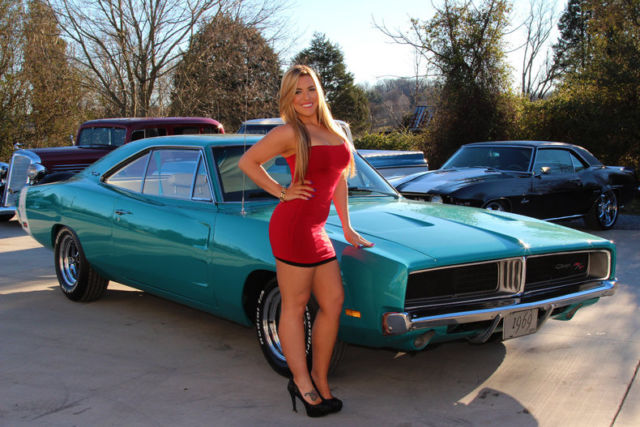 1969 Dodge Charger RT Built 400 Stroker 727 Auto Trans 8 3/4 Rear End 1969 Dodge Charger RT