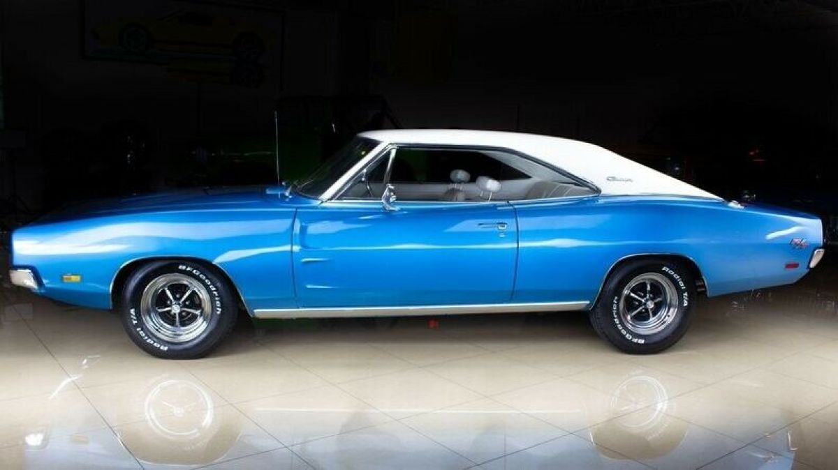 1969 Dodge Charger R/T - photo 2