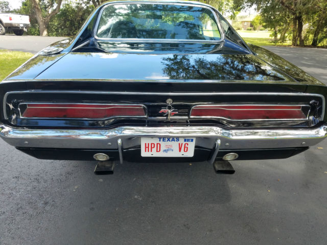 1969 Dodge Charger R/T Hardtop 2-Door - photo 10