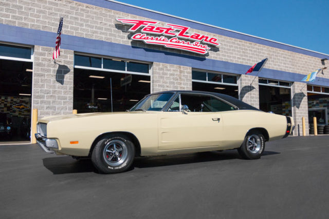 1969 Dodge Charger R/T Numbers Matching 440 V8 Factory A/C 1969 Dodge Charger