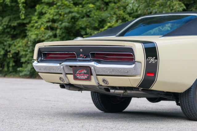 1969 Dodge Charger - photo 11