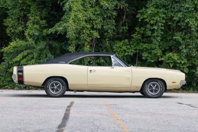1969 Dodge Charger - photo 12