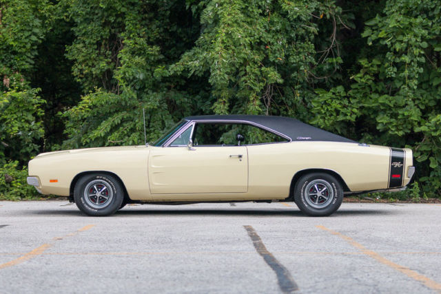1969 Dodge Charger - photo 6