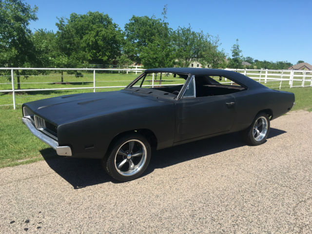 1969 Dodge Charger - photo 2
