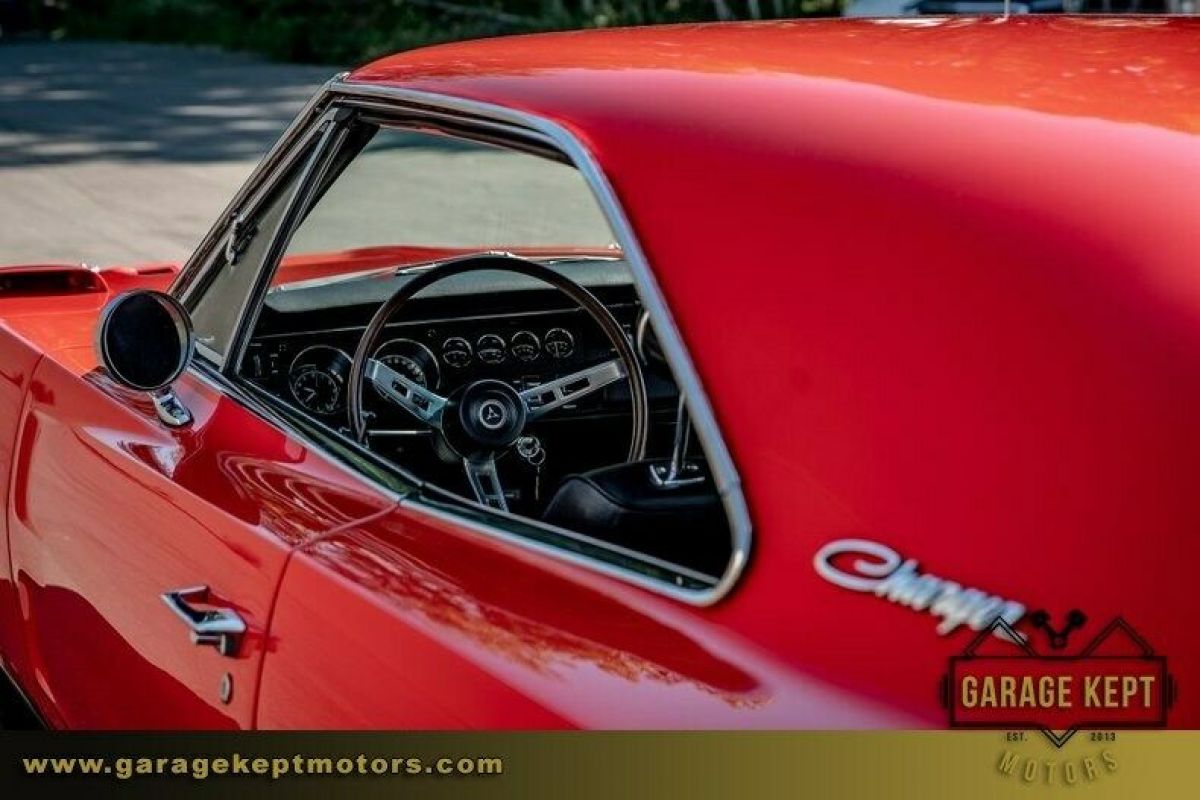 1969 Dodge Charger R/T SE - photo 4