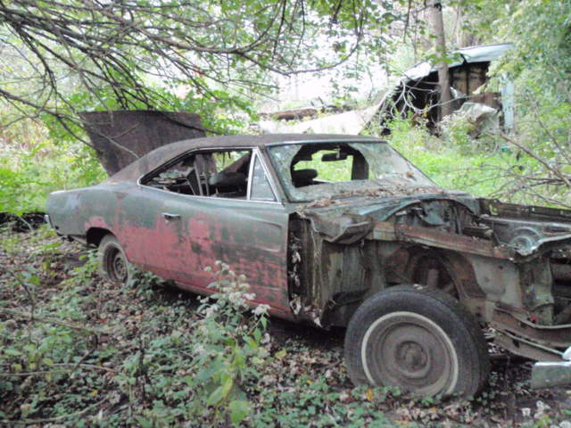 1969 Dodge Charger RT V8 4 speed Big Block 383 Mopar Dukes of Hazzard barn find 1969 Dodge Charger