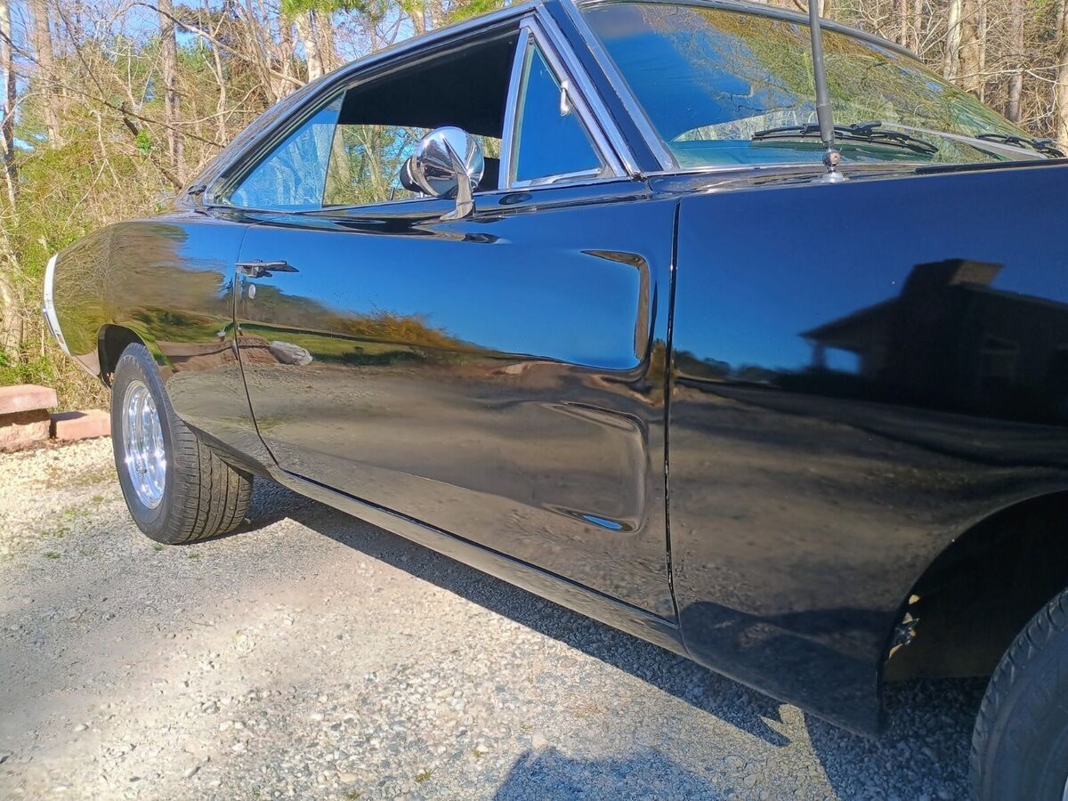 1969 Dodge Charger SE - photo 8