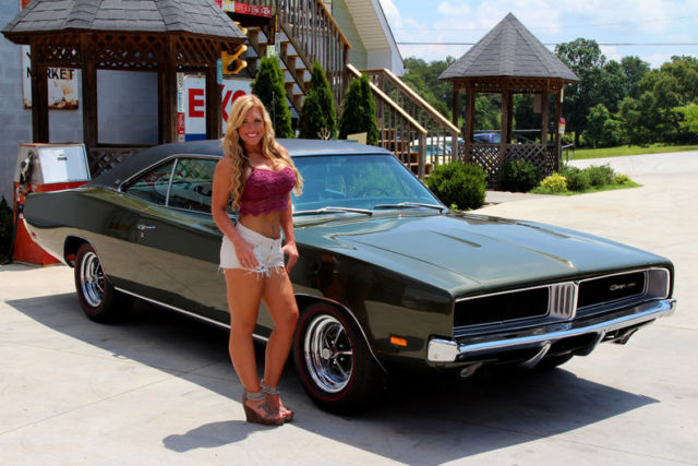 1969 Dodge Charger SE #s Matching 383 Vintage AC PS PDB Power Windows Auto Trans 1969 Dodge Charger SE