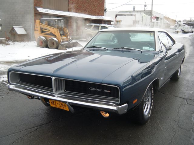 1969 Dodge Charger - photo 2
