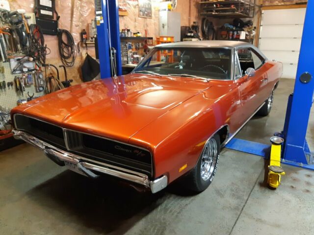 1969 Dodge Charger SE - photo 8