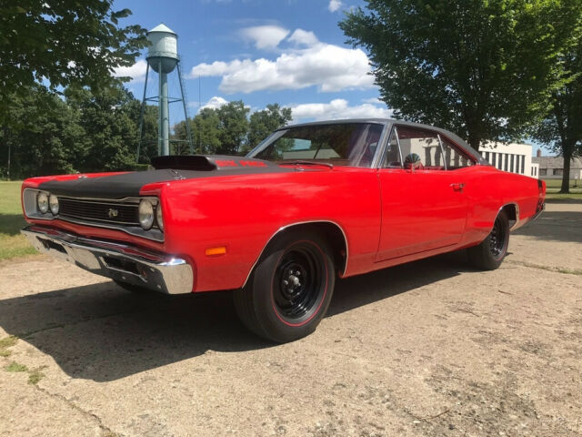 1969 Dodge Coronet A12 Super Bee Lift Off Hood - photo 2