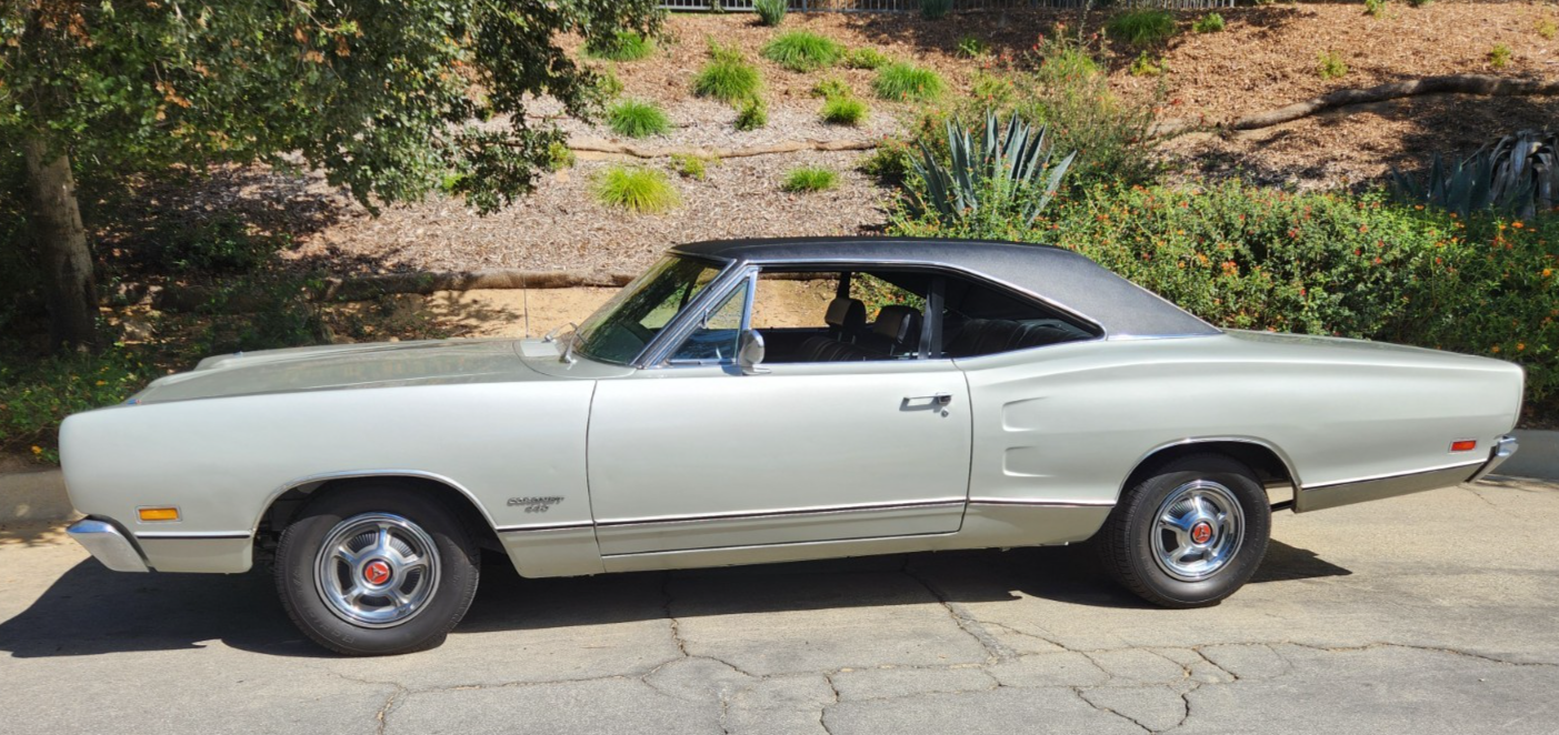 1969 Dodge Coronet - photo 2