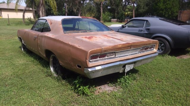 1969 Dodge Coronet - photo 3