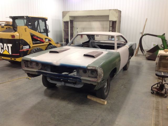 1969 Dodge Coronet R/T 440 4 speed 1969 Dodge Coronet R/T
