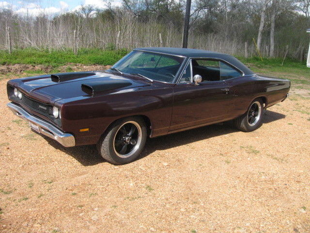1969 Dodge Coronet solid driver, strong runner 1969 Dodge Coronet Coronet