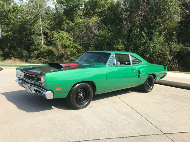 1969 DODGE CORONET SUPERBEE 4 SPD. A12 TRIBUTE 1969 Dodge Coronet