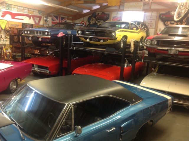 1969 Dodge Coronet Superbee A12 440/6 Hard top Coupe 4 speed numbers matching 1969 Dodge Coronet