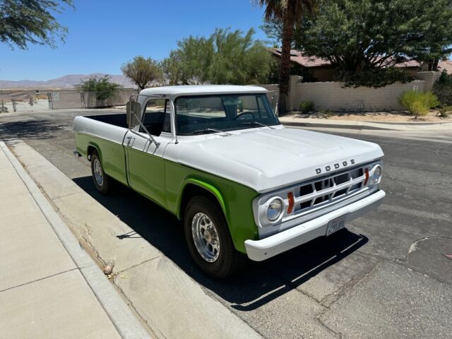 1969 Dodge D150 Pickup White RWD Automatic 1969 Dodge D150