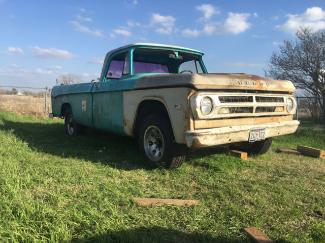 1969 DODGE D200 CAMPER SPECIAL EASY RESTORE 1969 Dodge Other Pickups D200 CAMPER SPECIAL CUSTOM 318 V8!