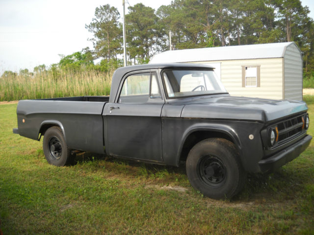 1969 Dodge D200 Pickup Base Standard Cab Pickup 2-Door 5.2L 1969 Dodge Other Pickups D200