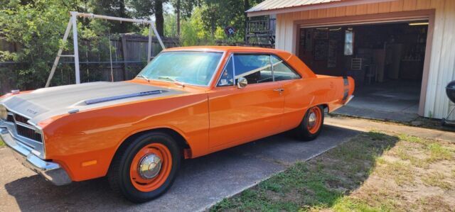 1969 dodge dart swinger 340 CI, 4 SP and 1969 Plymouth Baracuda and Mopar Access 1969 Dodge Dart