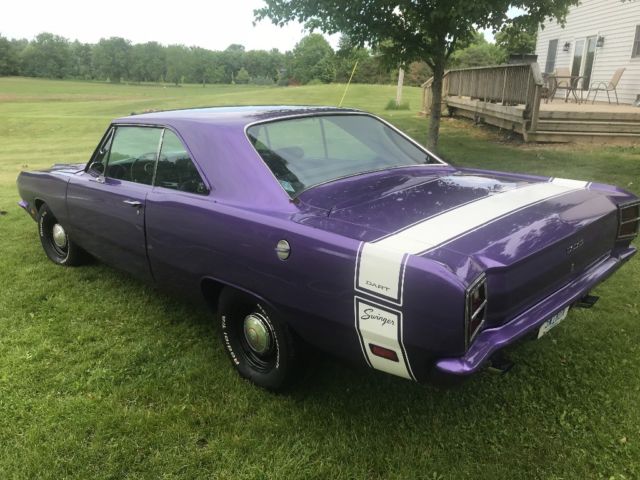 1969 Dodge Dart Swinger Plum Crazy 4 speed 1969 Dodge Dart Swinger 340