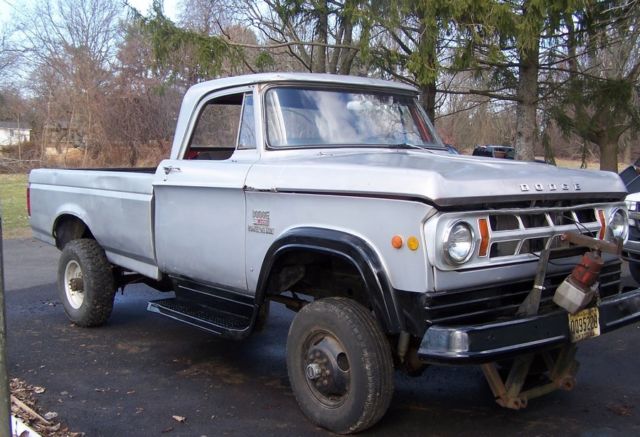1969 DODGE POWER WAGON WITH PLOW NJ TITTLE 1969 Dodge Power Wagon