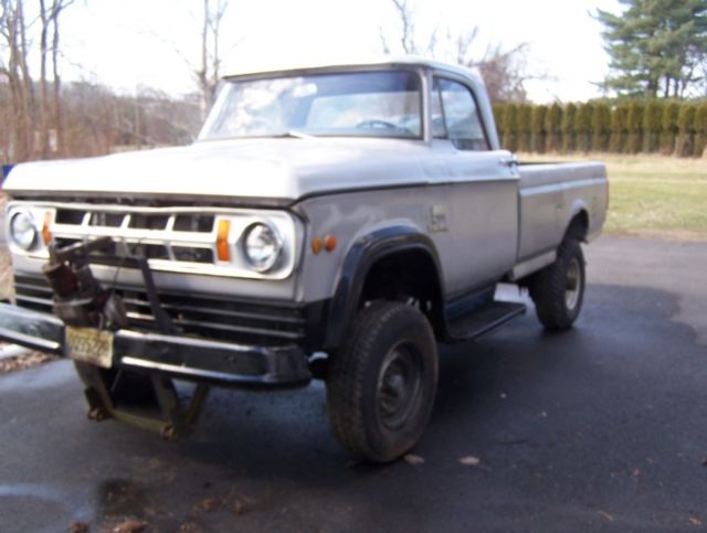 1969 Dodge Power Wagon - photo 2