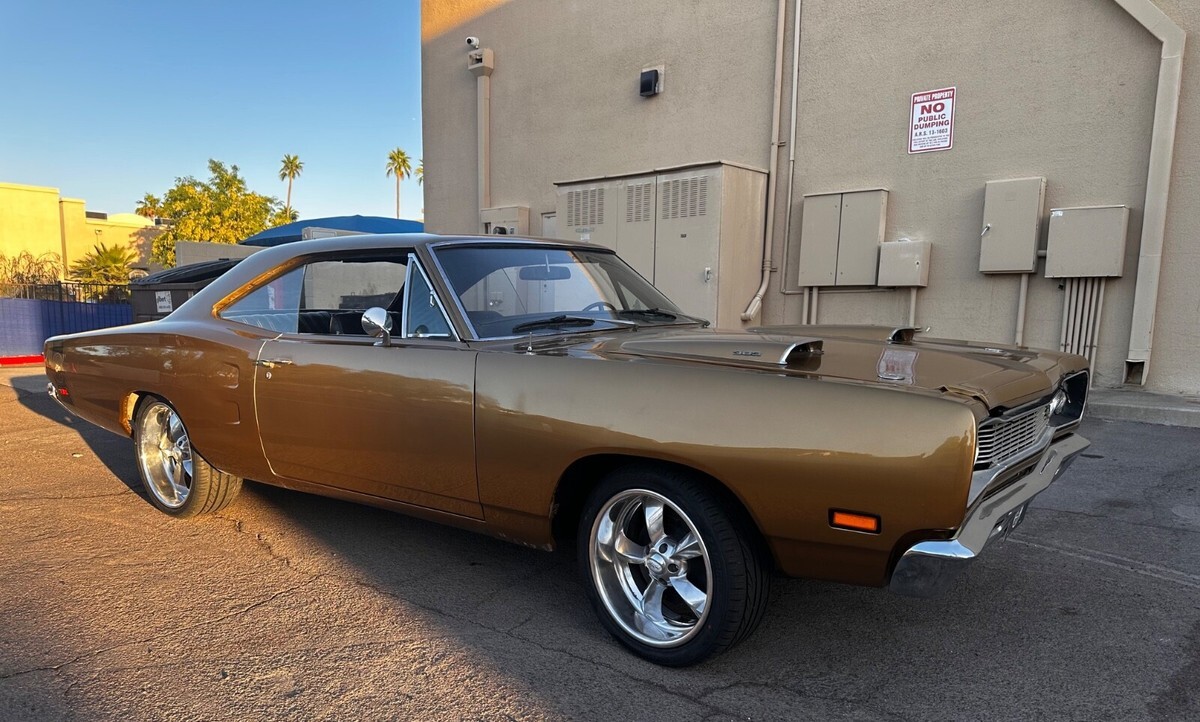 1969 Dodge Coronet 2 Door hardtop - photo 3
