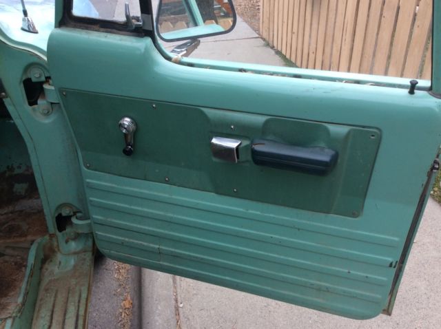 1969 Dodge Power Wagon - photo 6