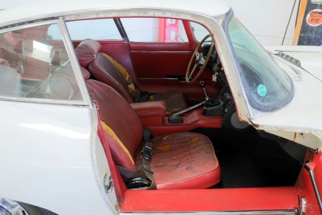 1969 Jaguar E-Type Coupe - photo 12
