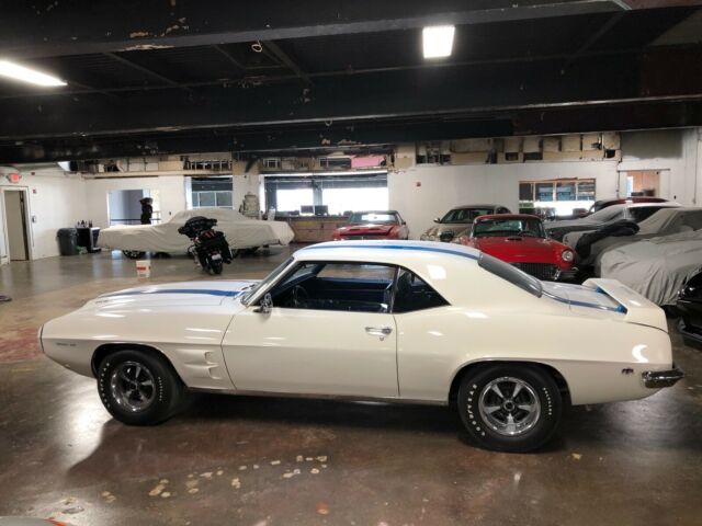 1969 Pontiac Trans Am - photo 12