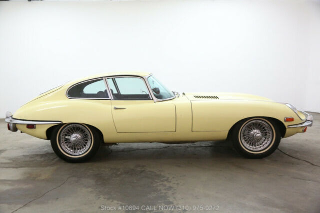 1969 Jaguar XK Fixed Head Coupe - photo 3