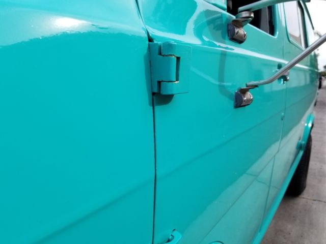 1969 Ford E-Series Van E200 4X4 ECONOLINE VAN - photo 9