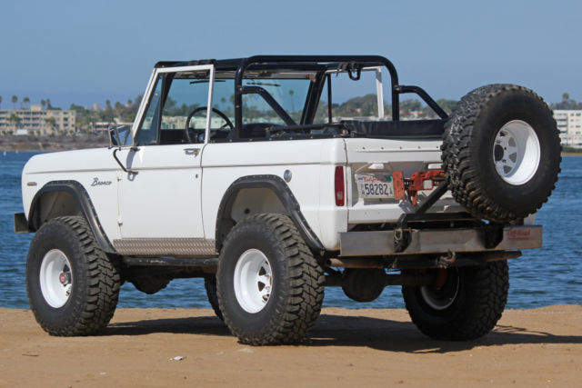 1969 Ford Bronco V8 SUV - photo 8