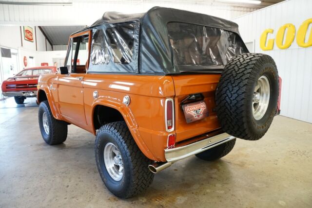 1969 Ford Bronco Wagon - photo 3