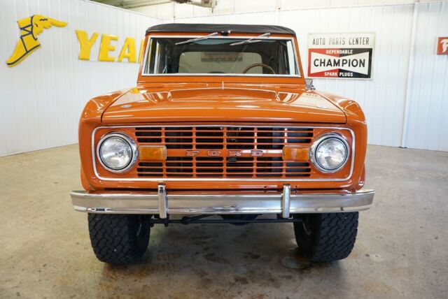 1969 Ford Bronco Wagon - photo 8