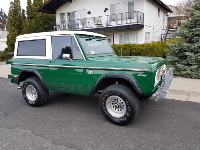 1969 Ford Bronco fuel injected 4x4 automatic professionally restored must see 1969 Ford Bronco