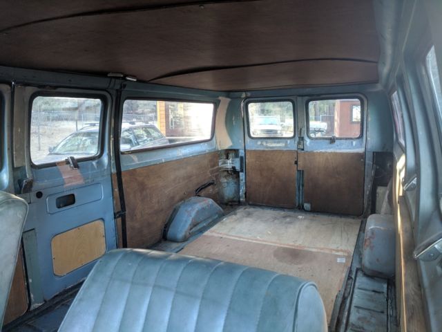 1969 Ford E-Series Van Chateau Club Wagon - photo 3